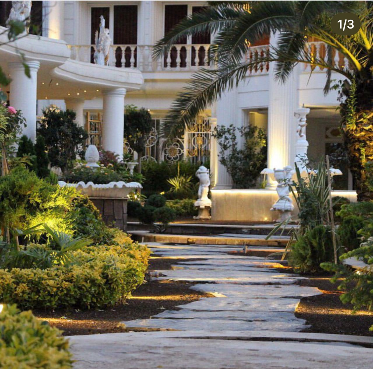 ویلا سرخرود