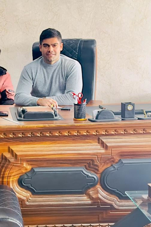آقای مهندس فتاح، املاک شمال